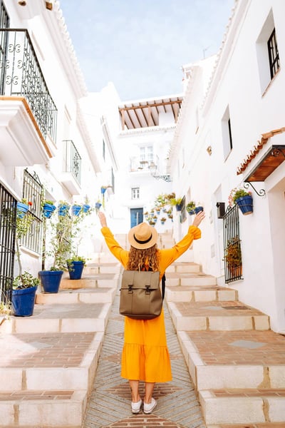 Certificates_shutterstock_2647452707(1)