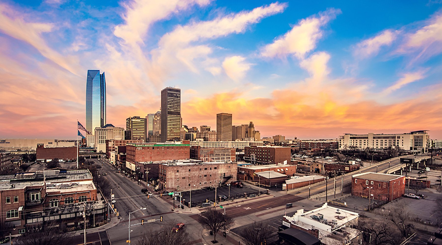 Sunrise over the Oklahoma City skyline
