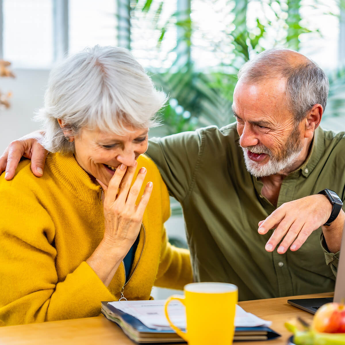 Certificate Accounts_Image 02_(High Yield Money Market) shutterstock_2542373977