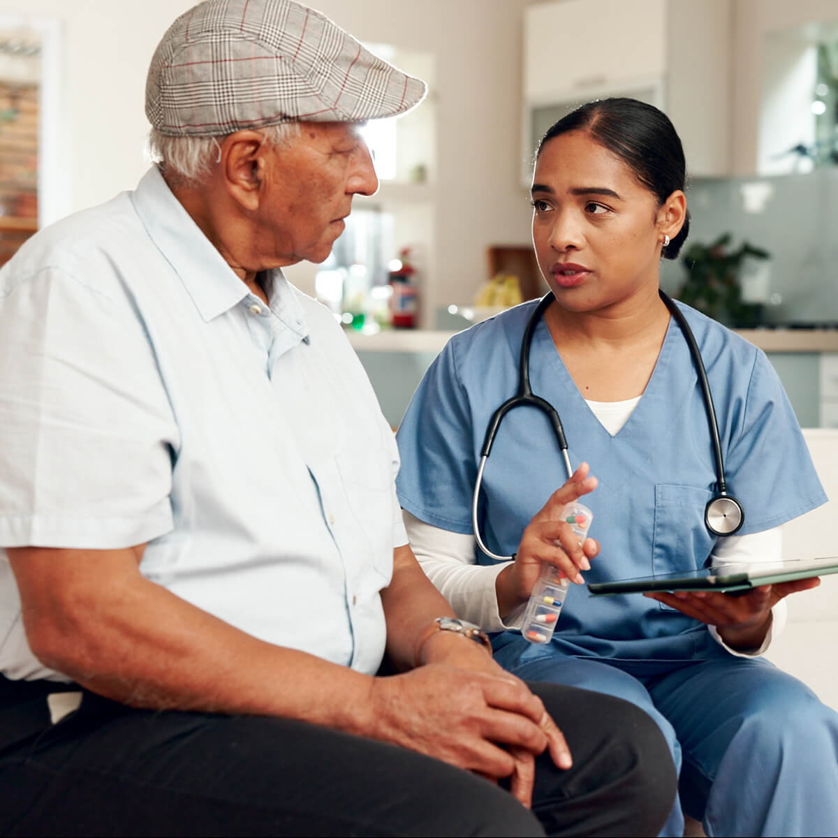 Financial Seminars_Image 05_shutterstock_2486702735